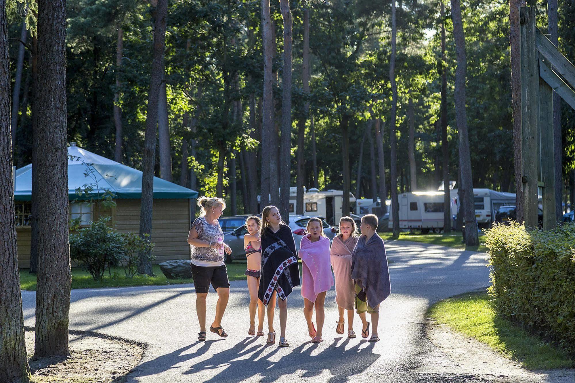 Oostappen Vakantiepark Arnhem Bv Eksteriør bilde